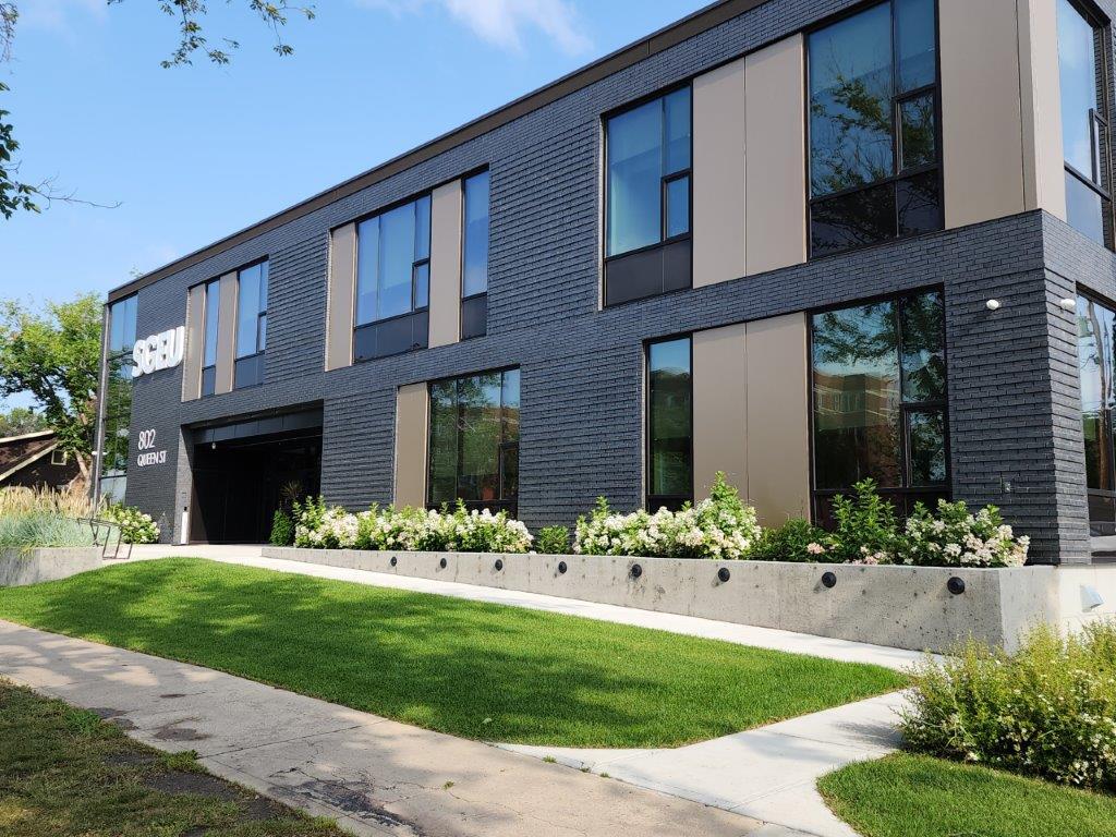 An exterior picture of the SGEU office building.